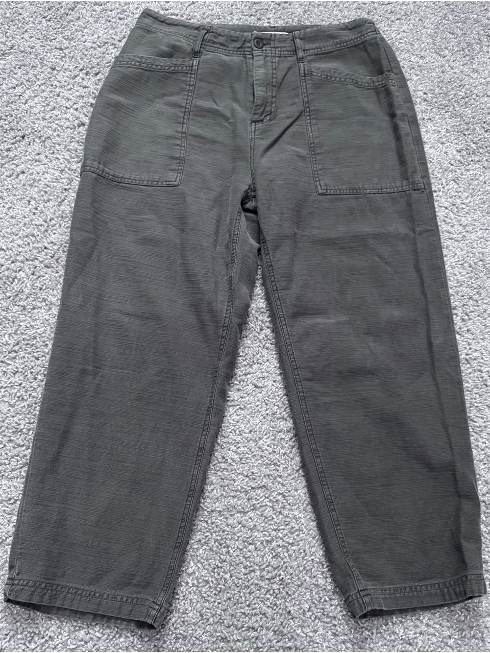 Lucky Brand Women’s Straight-Leg Baggy Chinos in Charcoal Gray-Size 8